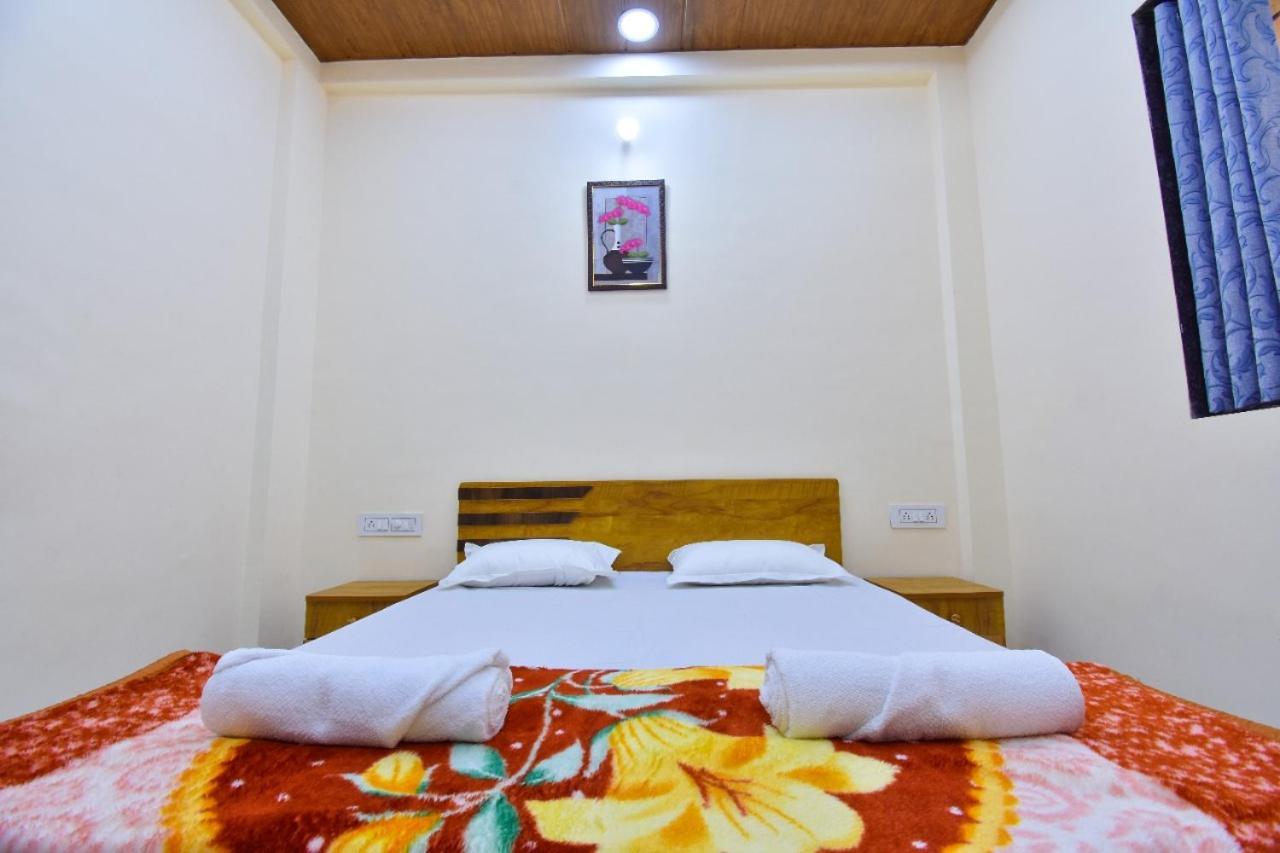 Prarthana 4Bhk Villa Лонавала Екстериор снимка