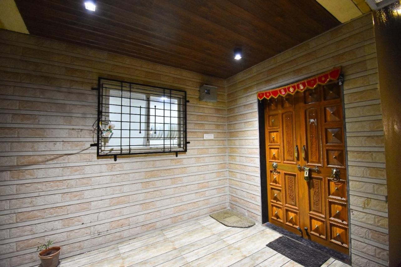 Prarthana 4Bhk Villa Лонавала Екстериор снимка