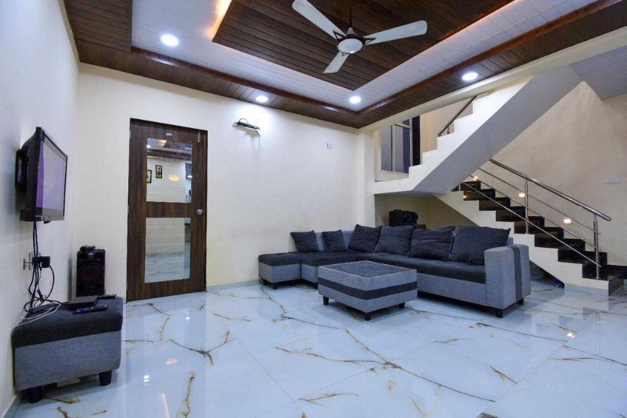 Prarthana 4Bhk Villa Лонавала Екстериор снимка
